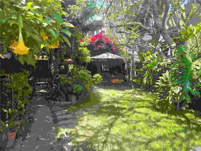 1121 Gladys Avenue, Long Beach CA: https://media.crmls.org/medias/ddd5a646-e911-4058-a3d9-3766d21055df.jpg