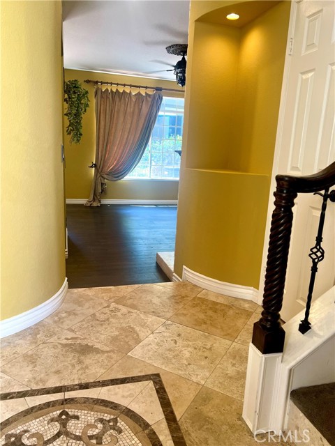 Detail Gallery Image 2 of 19 For 121 Pasto Rico, Rancho Santa Margarita,  CA 92688 - 2 Beds | 2/1 Baths