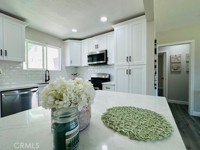 Detail Gallery Image 5 of 61 For 623 E Elm St, Ontario,  CA 91761 - – Beds | – Baths