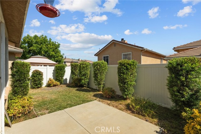 27606 Primrose Lane, Castaic CA: https://media.crmls.org/medias/ddd6b583-f81b-4221-97ad-35e3774b2a5b.jpg