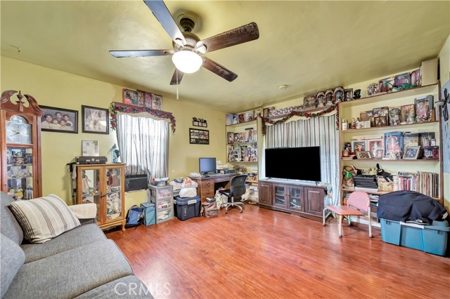 Image 3 for 10041 Live Oak Ave, Fontana, CA 92335