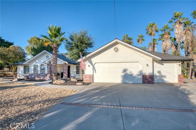 Detail Gallery Image 5 of 75 For 16065 Anaconda Rd, Madera,  CA 93636 - 3 Beds | 3 Baths