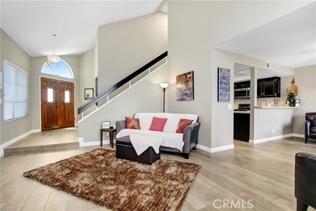 Image 7 of 32 For 5840 Fairlane Drive