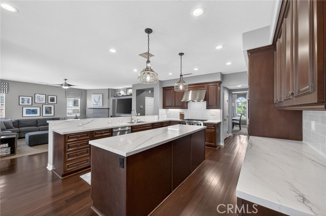 Detail Gallery Image 18 of 75 For 46093 Hunter Trail, Temecula,  CA 92592 - 5 Beds | 4/1 Baths