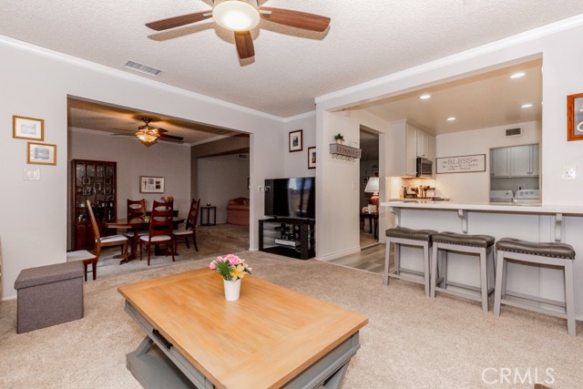 Detail Gallery Image 15 of 54 For 11229 Elmhurst Dr, Norwalk,  CA 90650 - 4 Beds | 2 Baths