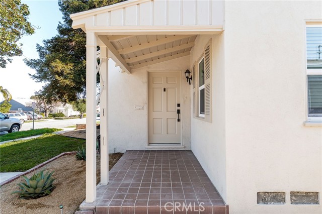 Image 6 of 47 For 2155 Euclid Avenue