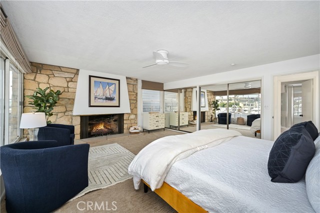 Detail Gallery Image 12 of 17 For 121 E Bay Front, Newport Beach,  CA 92662 - 3 Beds | 2 Baths