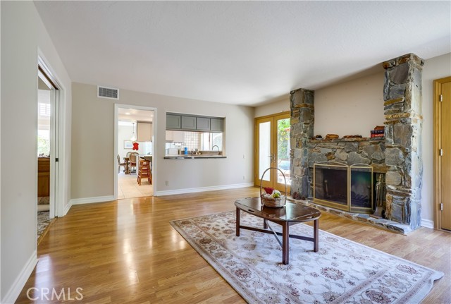 Detail Gallery Image 19 of 63 For 22851 Pocetas, Mission Viejo,  CA 92692 - 5 Beds | 3 Baths