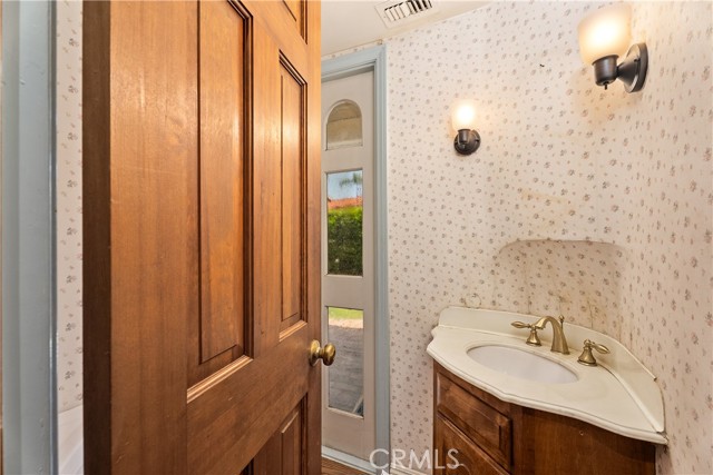 Detail Gallery Image 20 of 37 For 22621 Ridge Line Rd, Diamond Bar,  CA 91765 - 4 Beds | 4 Baths