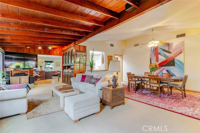 11594 Morrison Street, North Hollywood CA: https://media.crmls.org/medias/ddd9ba2d-022d-4df1-9a36-2da99c594f99.jpg