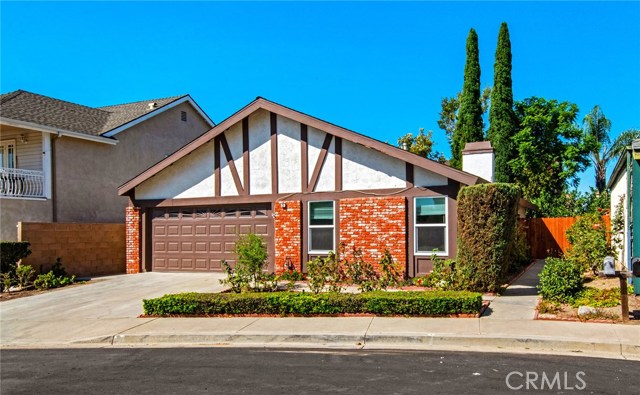 5 Pike, Irvine, CA, 92620