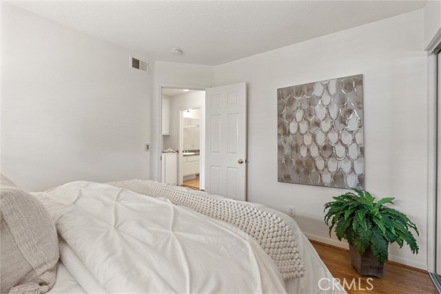 7291 Coho Dr, Huntington Beach CA: https://media.crmls.org/medias/ddd9ed51-0c17-48d8-89a3-b7750d7b23a4.jpg