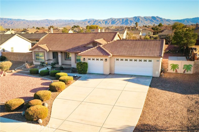 Detail Gallery Image 2 of 5 For 21245 Cask Ct, Apple Valley,  CA 92308 - 4 Beds | 2 Baths