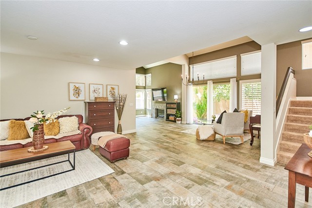 19 Las Cruces, Irvine CA: https://media.crmls.org/medias/dddb2997-1fd0-4c05-8215-89471e6ecd0b.jpg