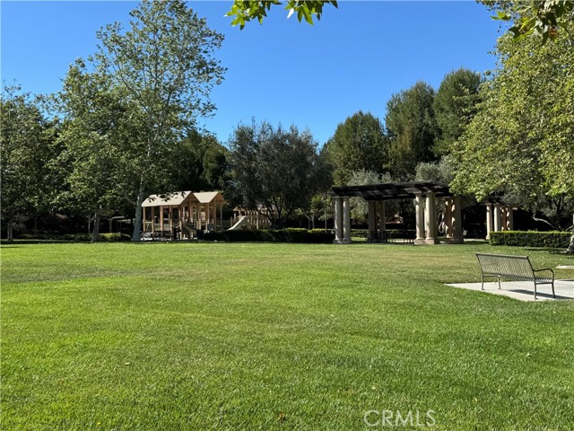 Detail Gallery Image 39 of 42 For 80 Cipresso, Irvine,  CA 92618 - 4 Beds | 3 Baths