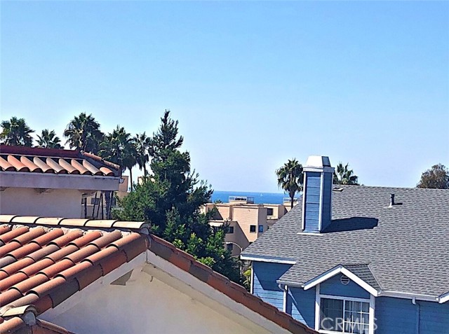 Ocean peeks from the office and top floor deck