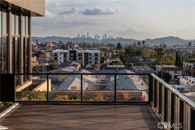 Detail Gallery Image 39 of 57 For 343 Pioneer Dr #504,  Glendale,  CA 91203 - 3 Beds | 2 Baths