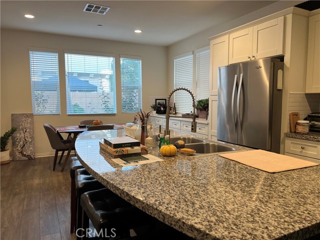1413 Girona Drive, Pomona CA: https://media.crmls.org/medias/dddc5c05-42e7-45b3-a46d-b700403c1eaa.jpg