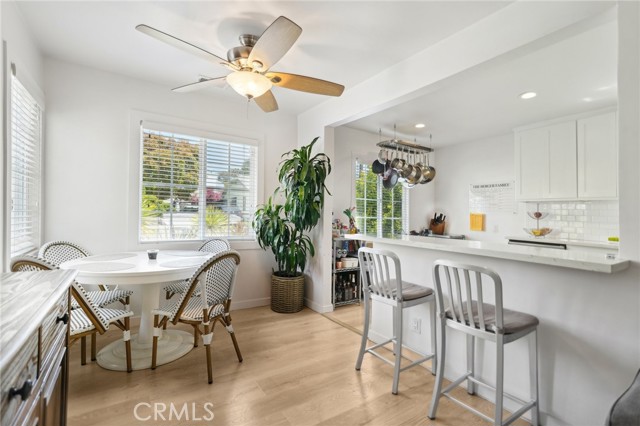 Detail Gallery Image 9 of 28 For 1120 9th St, Hermosa Beach,  CA 90254 - 2 Beds | 1 Baths