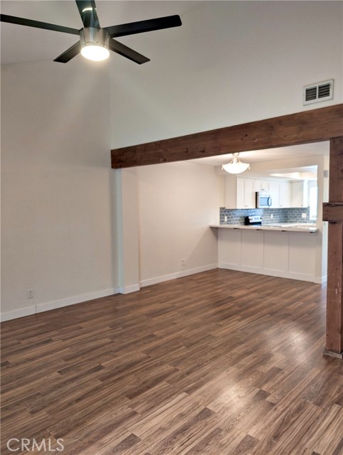 Detail Gallery Image 3 of 22 For 1699 Longbranch Ave, Grover Beach,  CA 93433 - 3 Beds | 2/1 Baths