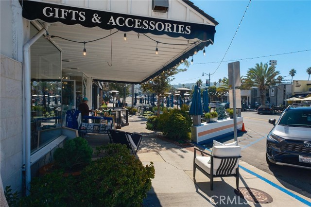 Detail Gallery Image 48 of 52 For 121 via Ardilla, Palos Verdes Estates,  CA 90274 - 3 Beds | 2 Baths