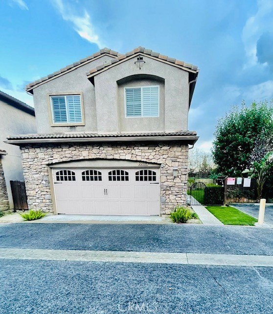 22118 Cajun Court, Canoga Park, CA 91303