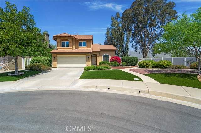 Detail Gallery Image 1 of 29 For 13256 Lost Trail Ct, Corona,  CA 92883 - 3 Beds | 2/1 Baths