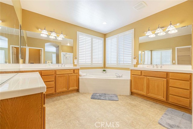 Detail Gallery Image 21 of 31 For 4138 Club Vista Dr, Palmdale,  CA 93551 - 5 Beds | 4 Baths