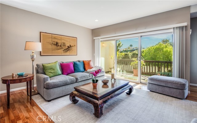 37 Aspen Way, Rolling Hills Estates, California 90274, 2 Bedrooms Bedrooms, ,2 BathroomsBathrooms,Residential,Sold,Aspen,PV23025170