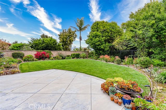 14 Rainbow Ridge Road, Phillips Ranch CA: https://media.crmls.org/medias/dddeb52d-f405-4330-81e9-623991ea5dcc.jpg