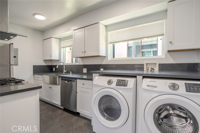 Detail Gallery Image 12 of 22 For 3106 W Victory #C,  Burbank,  CA 91505 - 1 Beds | 1 Baths