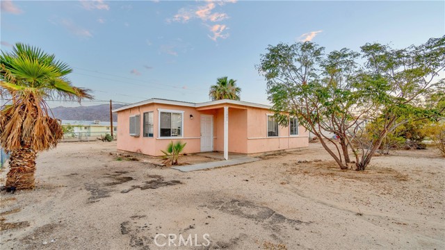 Detail Gallery Image 2 of 24 For 73945 Casita Dr, Twentynine Palms,  CA 92277 - 2 Beds | 1 Baths