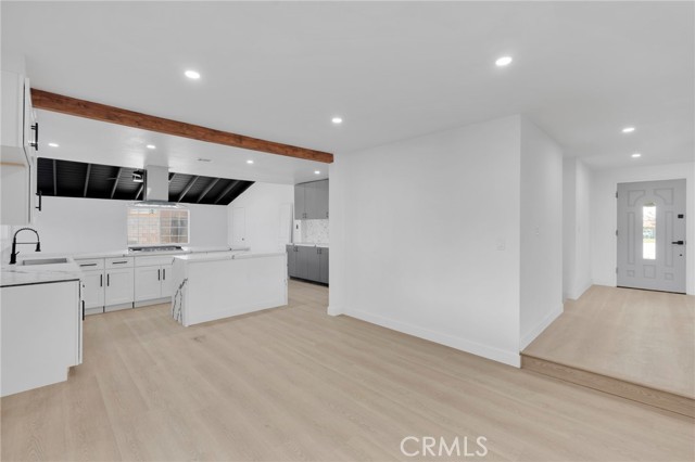 Detail Gallery Image 5 of 20 For 6001 Koa, Rialto,  CA 92377 - 5 Beds | 3 Baths