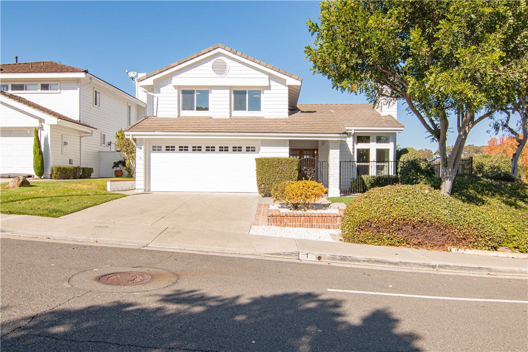 Detail Gallery Image 1 of 39 For 1 Lindall St, Laguna Niguel,  CA 92677 - 4 Beds | 3 Baths