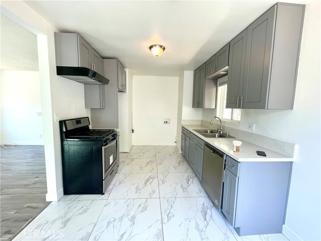 145 N Wabash Avenue, Glendora CA: https://media.crmls.org/medias/dde11375-3401-469a-b0c5-6095d0115ada.jpg