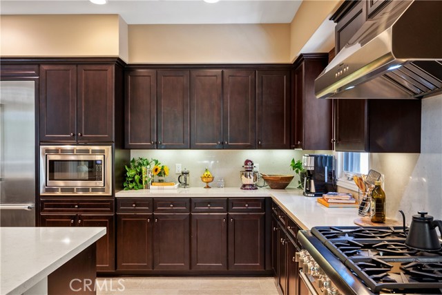 Detail Gallery Image 7 of 42 For 23500 Park Sorrento #D24,  Calabasas,  CA 91302 - 3 Beds | 3/1 Baths