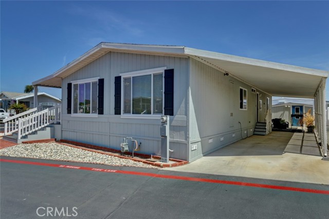 Detail Gallery Image 5 of 51 For 16222 Monterey Ln #107,  Huntington Beach,  CA 92649 - 2 Beds | 2 Baths
