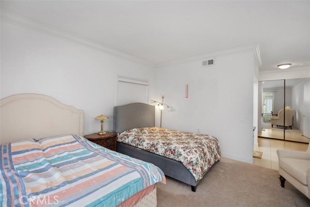 5594 Avenida Sosiega W, Laguna Woods CA: https://media.crmls.org/medias/dde32eec-b59c-41db-a8bf-369be19462a2.jpg