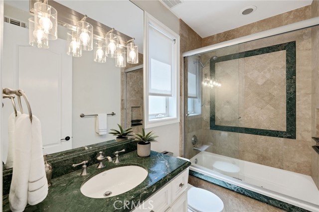 604 Manhattan Beach Boulevard, Manhattan Beach CA: https://media.crmls.org/medias/dde37cce-610a-415b-870a-ded9795da8d4.jpg