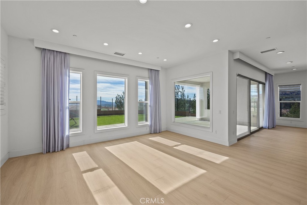 MLS #OC26121770 image #18