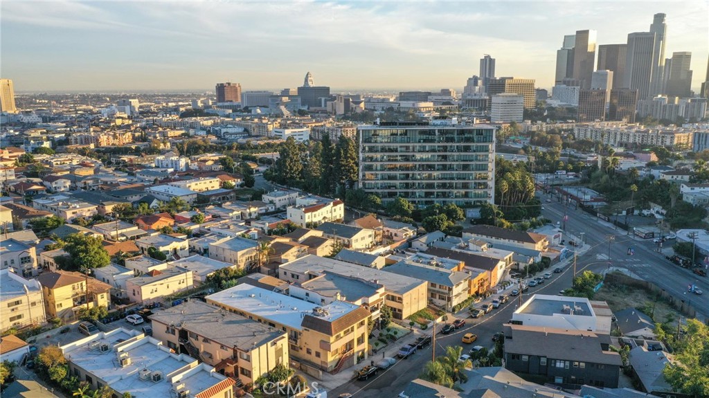 MLS #OC25066490 img 8