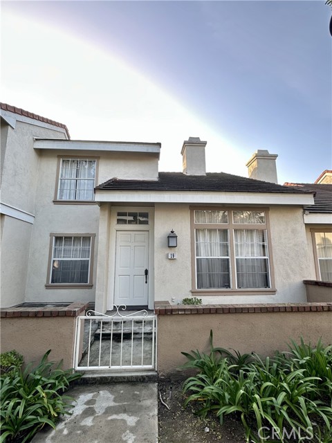 Front Image Thumbnail for CROC25278357