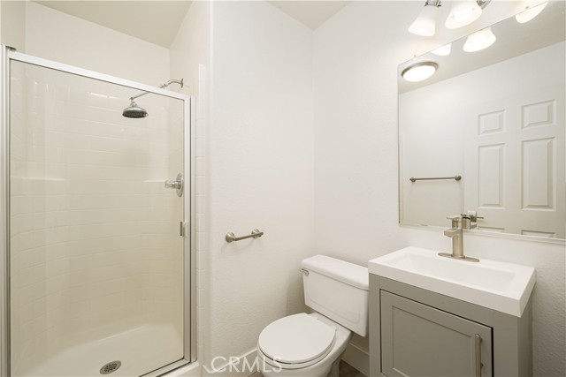 Detail Gallery Image 16 of 28 For 10 Lazurite, Rancho Santa Margarita,  CA 92688 - 4 Beds | 3 Baths