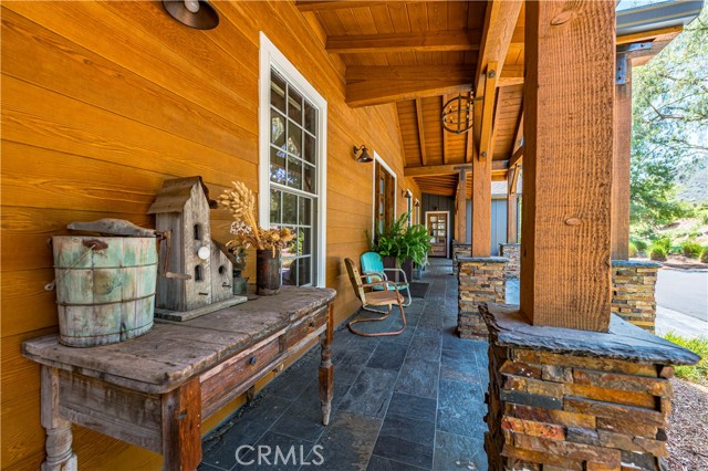 42970 Grace Lane, Murrieta CA: https://media.crmls.org/medias/dde4d622-a12b-4026-8963-0a8fd44c81fd.jpg