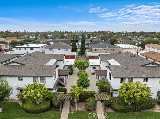 Detail Gallery Image 1 of 10 For 1010 Valencia St, Costa Mesa,  CA 92626 - – Beds | – Baths