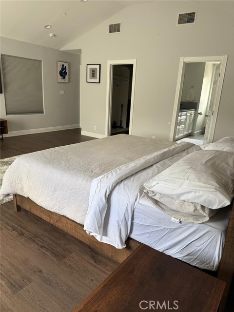 Detail Gallery Image 5 of 15 For 22237 Buena Ventura St #2,  Woodland Hills,  CA 91364 - 1 Beds | 1 Baths