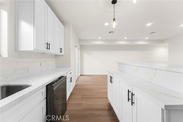 Detail Gallery Image 16 of 34 For 902 W Hert St, Colton,  CA 92324 - 4 Beds | 2/1 Baths