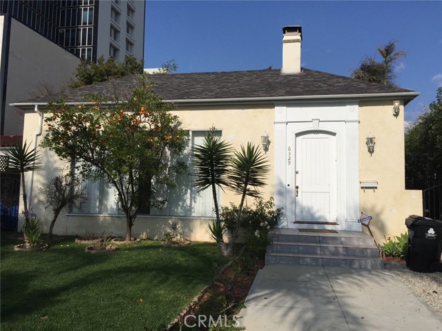 Detail Gallery Image 1 of 22 For 6329 Warner Dr, Los Angeles,  CA 90048 - 3 Beds | 2/1 Baths