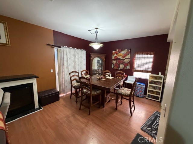 Detail Gallery Image 8 of 9 For 9300 Burnet #122,  North Hills,  CA 91343 - 4 Beds | 2/1 Baths