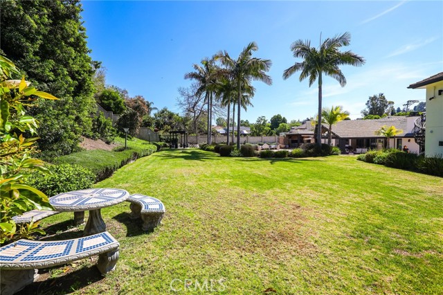 Detail Gallery Image 11 of 75 For 10372 Crawford Canyon Rd, Santa Ana,  CA 92705 - 5 Beds | 7/1 Baths